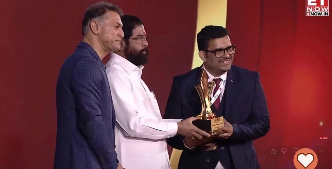 Anvesh Tiwari, Founder of NxtBanking, receiving the AI & Deep-Tech Entrepreneur of the Year award at the ET Now Business Conclave & Awards 2026